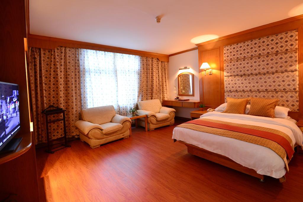 Baodao Exhibition Center Hotel Wuyishan  Room photo
