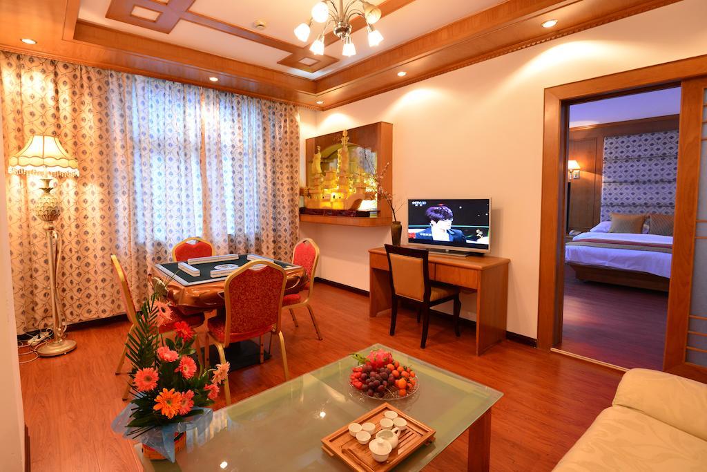 Baodao Exhibition Center Hotel Wuyishan  Room photo