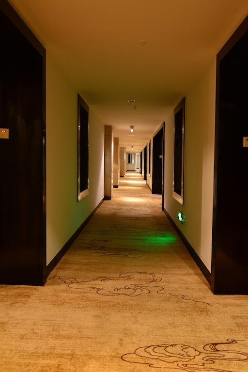 Baodao Exhibition Center Hotel Wuyishan  Exterior photo