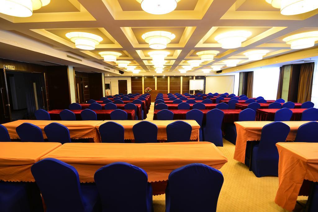 Baodao Exhibition Center Hotel Wuyishan  Exterior photo