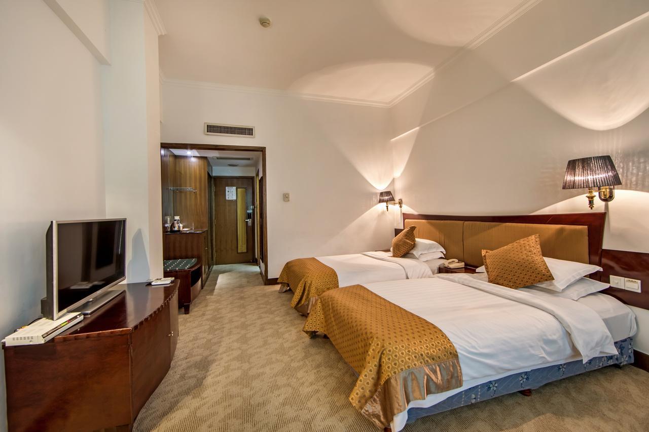 Baodao Exhibition Center Hotel Wuyishan  Exterior photo